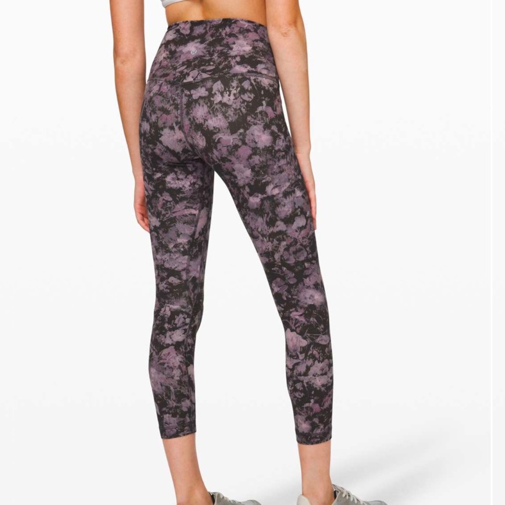 NWOT Lululemon 2 Align Pant II 25" Floral Illusion Ice Grey Multi